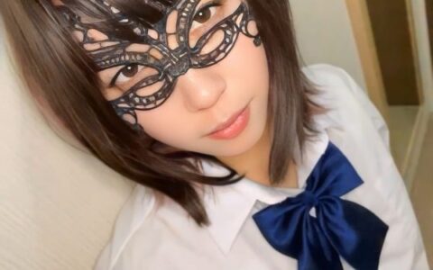 FC2-PPV-4975437 สาวสมัครเล่นที่ถูกชวนยืนเล่นของเล่นตัวสั่น